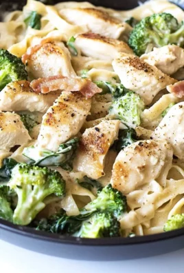 Creamy Chicken Alfredo with Spinach, Turkey Bacon, and Broccoli