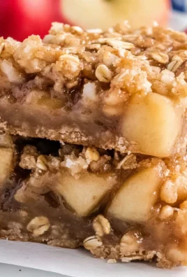 Apple Pie Oatmeal Bars