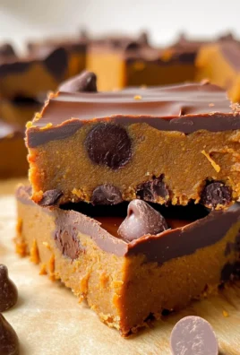 Pumpkin Chocolate Chip Protein Bars (Vegan)
