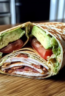 Scrumptious Turkey Avocado Club Wrap: 10-Minute Lunch Bliss