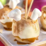 Apple Pie Caramel Apples (Disneyland Copycat Recipe)