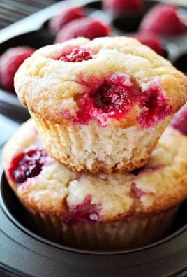 Greek Yogurt Raspberry Muffins